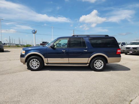 Used 2013 Ford Expedition EL XLT RWD image 4