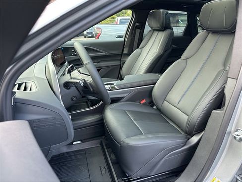 New 2025 Cadillac Lyriq Sport image 8