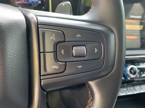 Used 2025 GMC Sierra 1500 AT4 w/ Technology Package AWD/4WD image 22