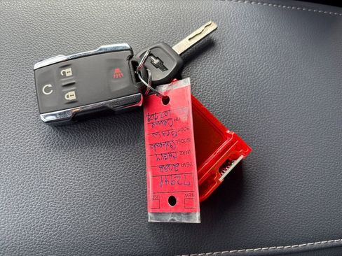 Used 2022 Chevrolet Colorado Z71 w/ Safety Package image 30