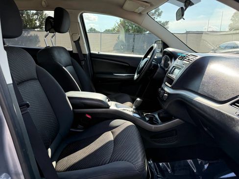 Used 2015 Dodge Journey American Value Package w/ Flexible Seating Group FWD image 18