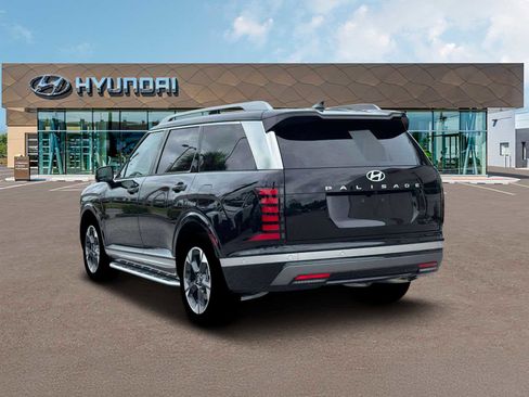 New 2026 Hyundai Palisade Limited FWD image 5