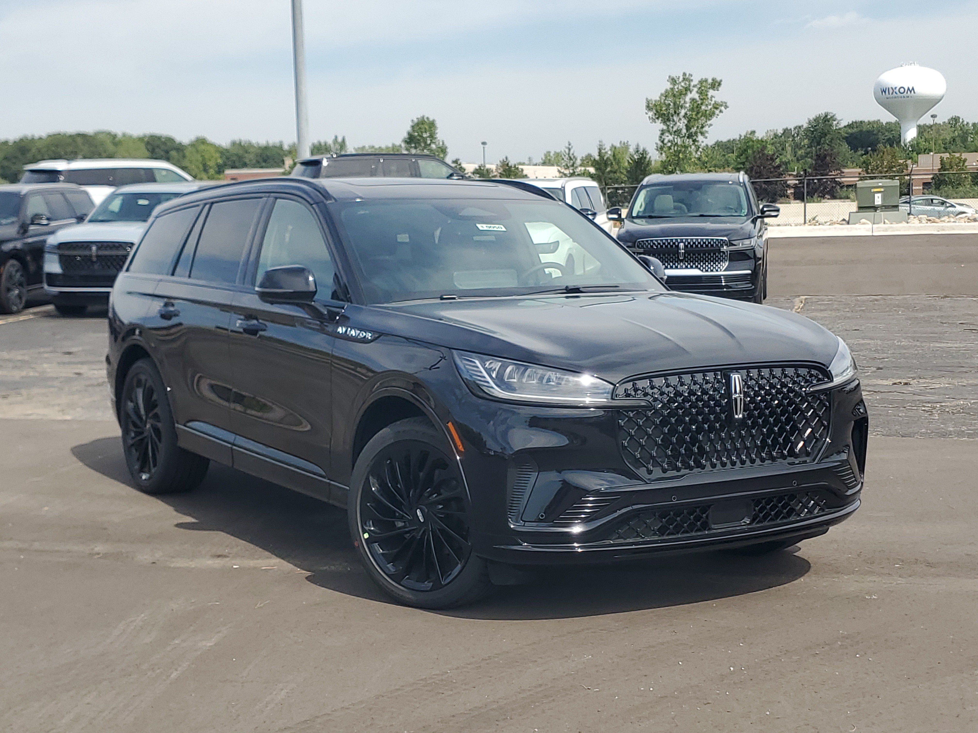 New 2027 Lincoln Aviator Reserve w/ Jet Appearance Package AWD/4WD 360° Tour