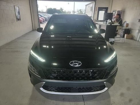 Used 2022 Hyundai Kona Limited FWD image 10