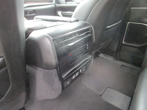 Used 2024 Jeep Wagoneer 2WD image 20