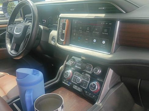 Used 2023 GMC Yukon Denali Ultimate AWD/4WD image 40
