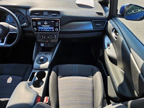 Used 2024 Nissan Leaf S image 14