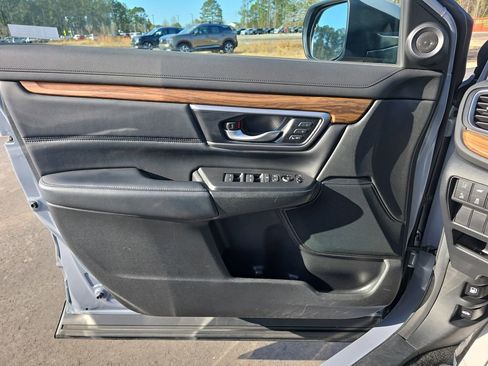 Used 2020 Honda CR-V Touring image 31