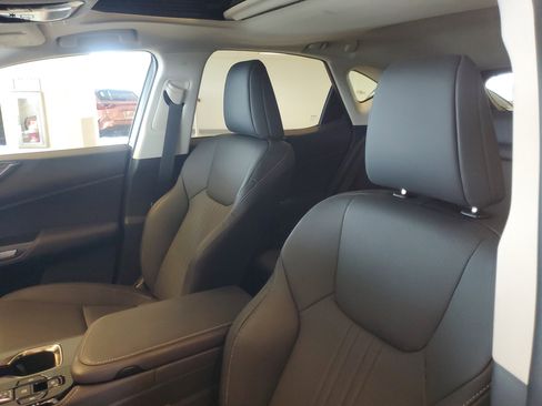 Used 2025 Lexus NX 250 FWD w/ Accessory Package (Z1) image 21