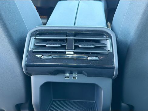 New 2026 BMW 530i 530i w/ Premium Package image 20