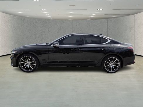 Used 2023 Genesis G70 3.3T RWD image 5