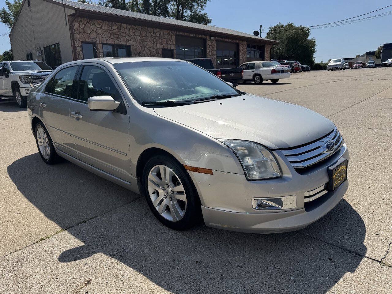 Used 2007 Ford Fusion SEL FWD image 3