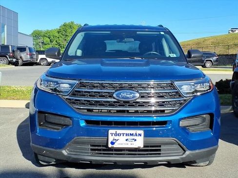 Used 2023 Ford Explorer XLT AWD/4WD image 13