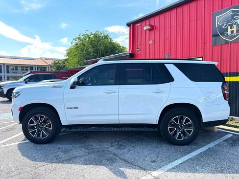 Used 2022 Chevrolet Tahoe Z71 w/ Luxury Package AWD/4WD image 6