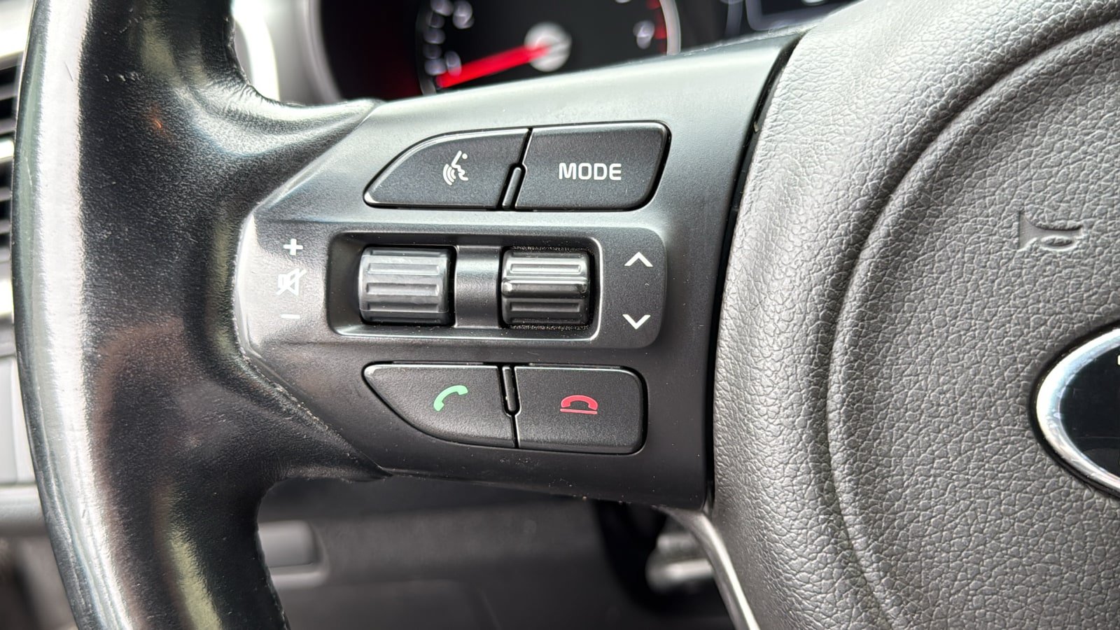 Used 2018 Kia Sorento AWD image 13