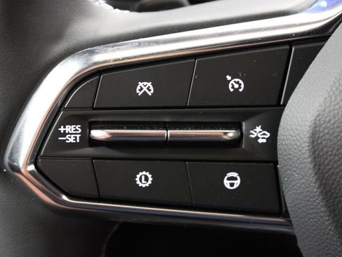 New 2025 Chevrolet Traverse LT w/ Enhanced Driving Package image 21