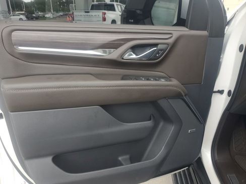 Used 2024 GMC Yukon Denali image 27