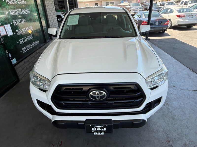 Used 2019 Toyota Tacoma SR AWD/4WD image 15