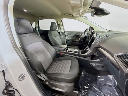 Used 2023 Ford Edge SE w/ Black Appearance Package image 25