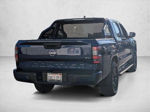 Used 2022 Nissan Frontier SV w/ Technology Package image 5