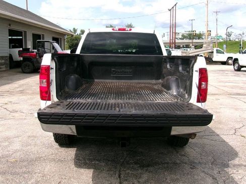Used 2012 Chevrolet Silverado 1500 W/T AWD/4WD image 3