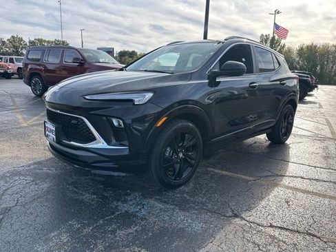 Used 2024 Buick Encore GX Sport Touring image 16