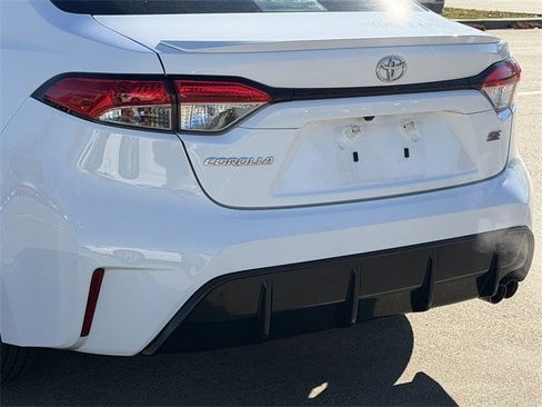 Certified 2023 Toyota Corolla SE image 6