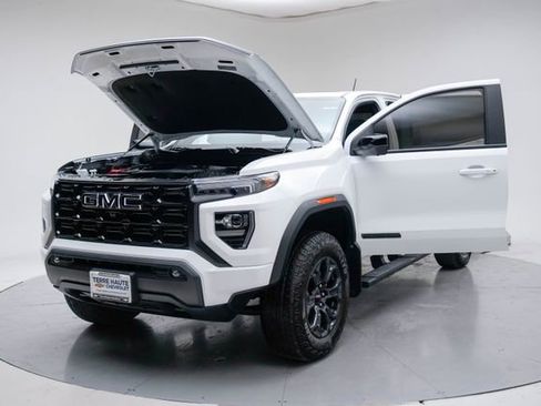 Used 2025 GMC Canyon Elevation w/ Convenience Package image 18