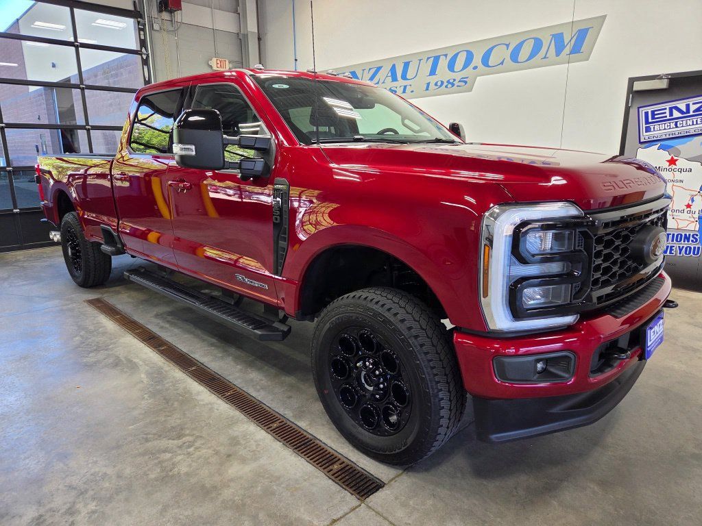 Used 2026 Ford F350 Lariat w/ Black Appearance Package AWD/4WD image 2