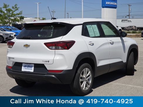 Used 2023 Chevrolet TrailBlazer LS AWD/4WD image 16
