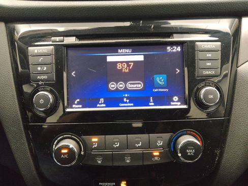 Used 2020 Nissan Rogue Sport S FWD image 25