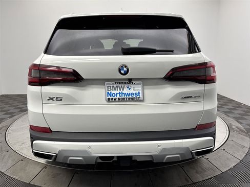 Used 2022 BMW X5 xDrive40i w/ Premium Package image 15