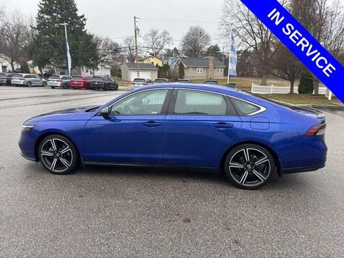 Used 2024 Honda Accord Sport image 4