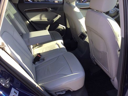 Used 2016 Audi Q5 2.0T Premium Plus w/ Technology Package image 24