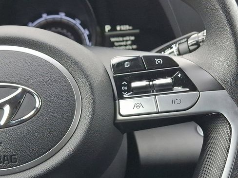 Used 2023 Hyundai Elantra Blue w/ Preferred Accessory Package image 21