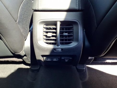 Used 2021 Jeep Cherokee Limited AWD/4WD image 14