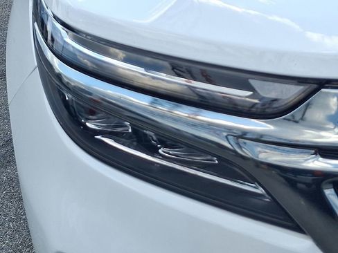 Used 2022 Chevrolet Equinox Premier image 11