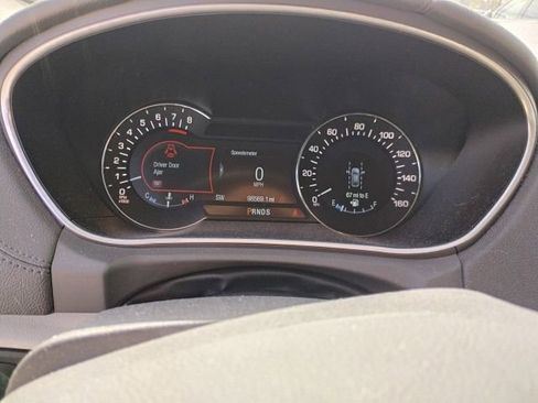 Used 2017 Lincoln MKX Reserve w/ Driver Assistance Package image 19