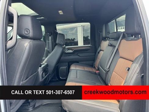 Used 2024 Chevrolet Silverado 3500 High Country w/ Technology Package AWD/4WD image 12