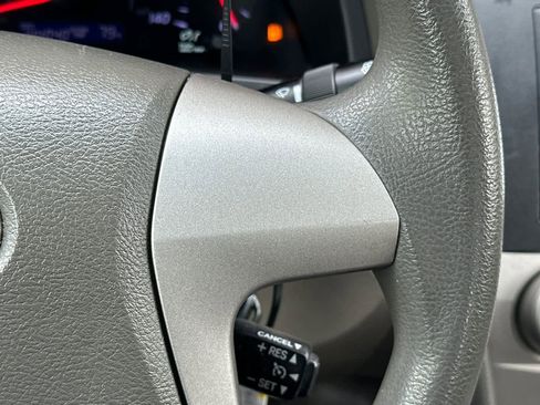 Used 2011 Toyota Camry LE FWD image 24