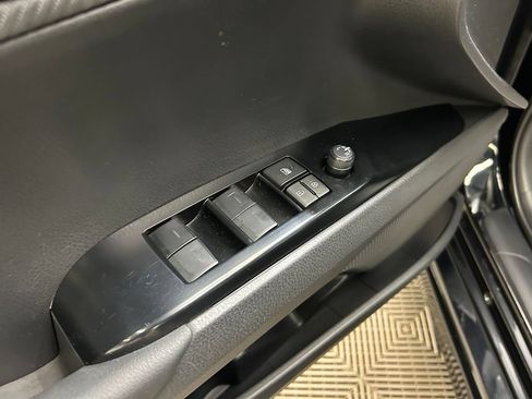 Used 2025 Toyota Camry SE FWD image 23
