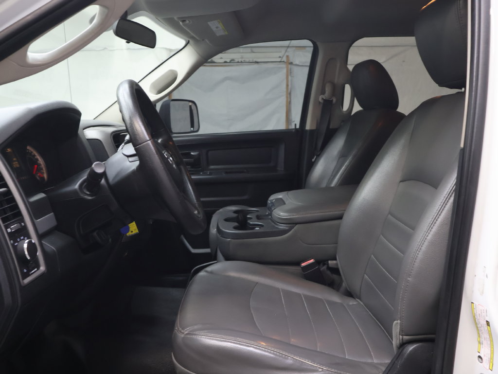 Used 2016 RAM 2500 Tradesman RWD image 16