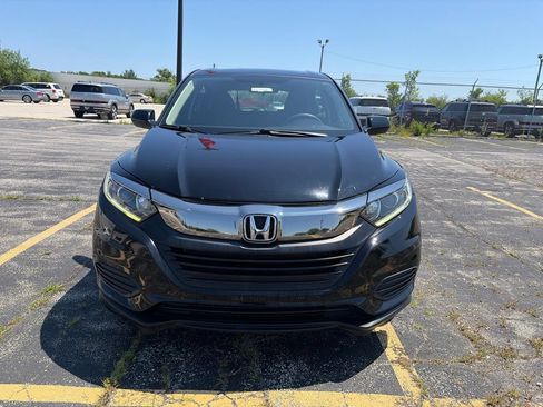 Used 2019 Honda HR-V LX image 9