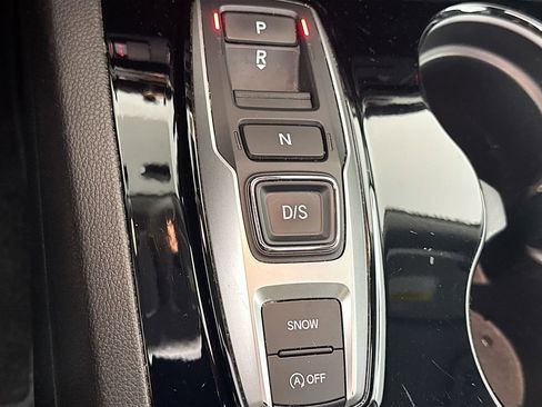 Used 2021 Honda Pilot Touring image 17