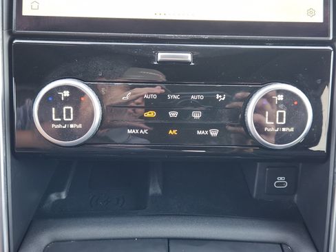 Used 2023 Land Rover Discovery S R-Dynamic AWD/4WD image 19
