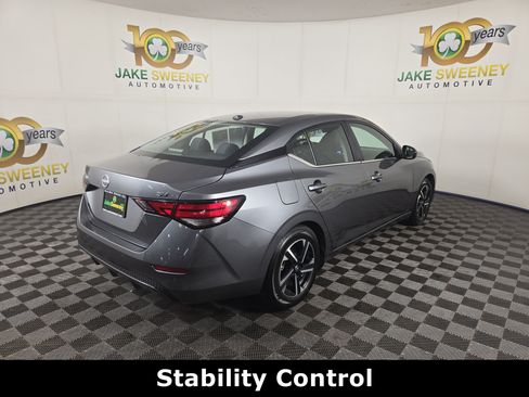 Used 2024 Nissan Sentra SV FWD image 10