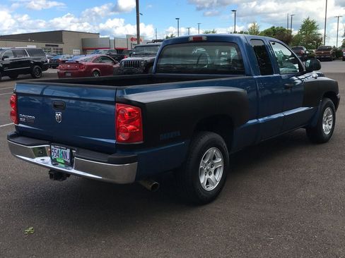 Used 2006 Dodge Dakota SLT w/ Trailer Tow Group RWD image 6