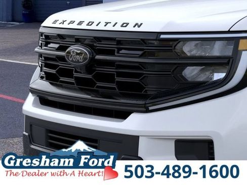 New 2026 Ford Expedition Platinum w/ Stealth Appearance Package AWD/4WD image 20