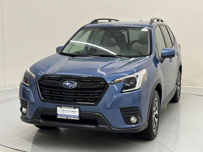 Used 2023 Subaru Forester Premium w/ Popular Package #1