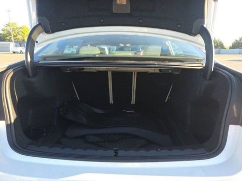 Used 2025 BMW 330i xDrive Sedan w/ Premium Package image 18